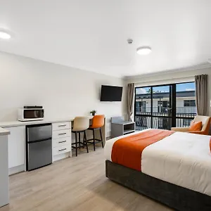280 & 284 - Refurbished Modern Motel