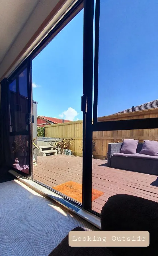 Rotoruas Tiny Gem Bnb With Spa Rotorua